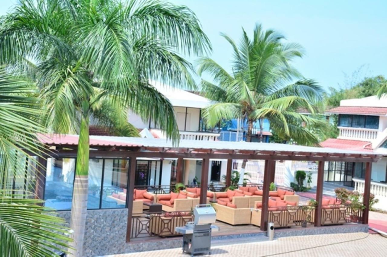 Regenta Resort, Varca Beach Exterior foto